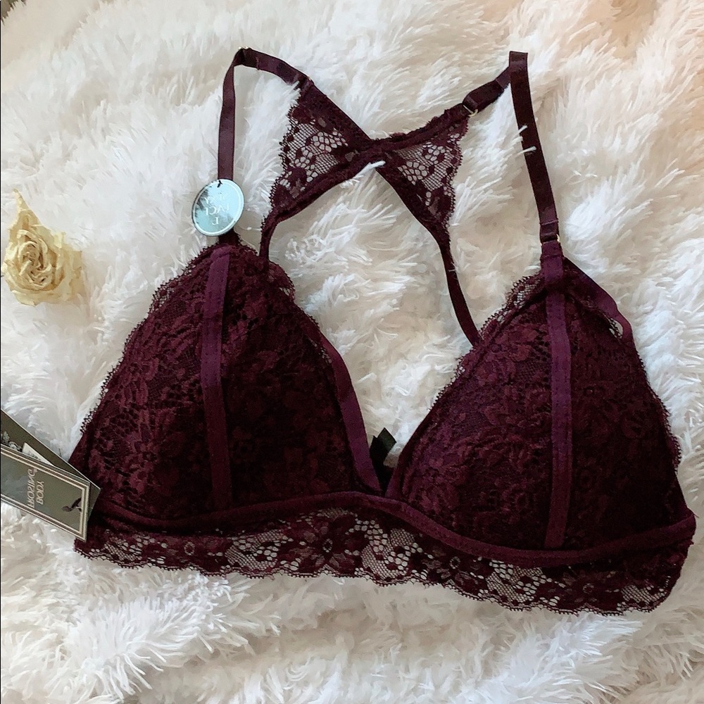 Jessieandsky Cross back brallet